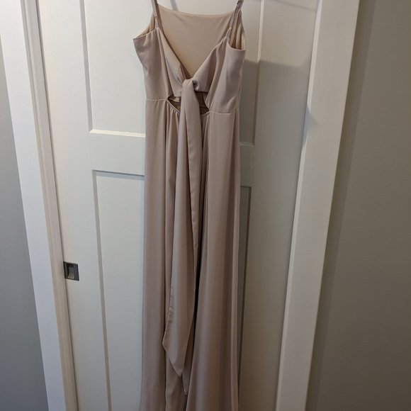 Show me your Mumu Maxi Dress - Picture 3 of 4